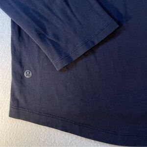 Lululemon Mens Activewear Long Sleeve Pocket T Shirt